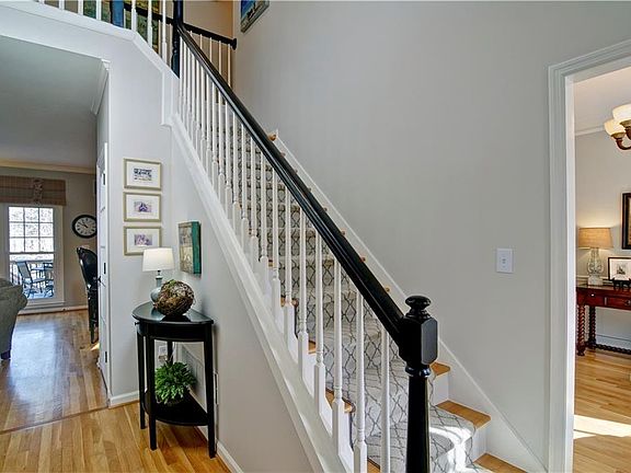 5th image of 108 Bent Creek Dr
