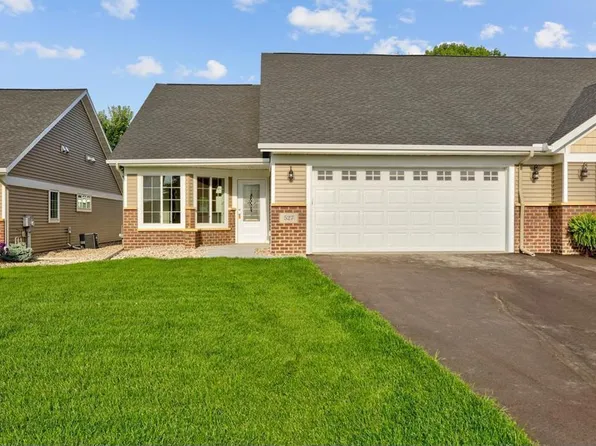 527 Haralson Dr, Belle Plaine, MN 56011