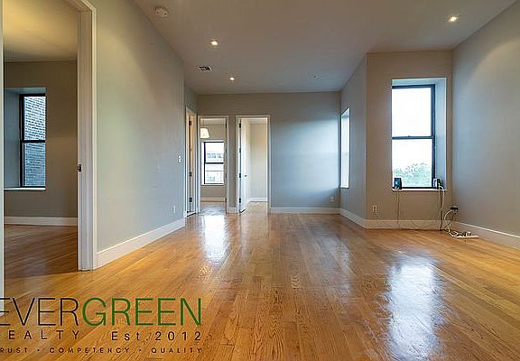 4th image of 240 Madison St #4B