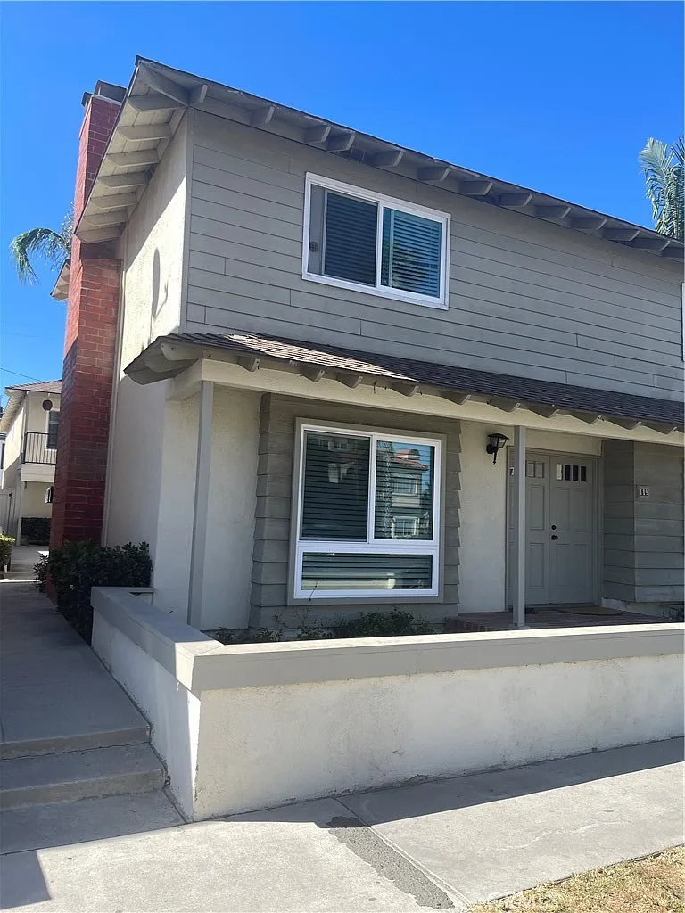 2 bed, 800 sqft, $3,500 — Photo 1