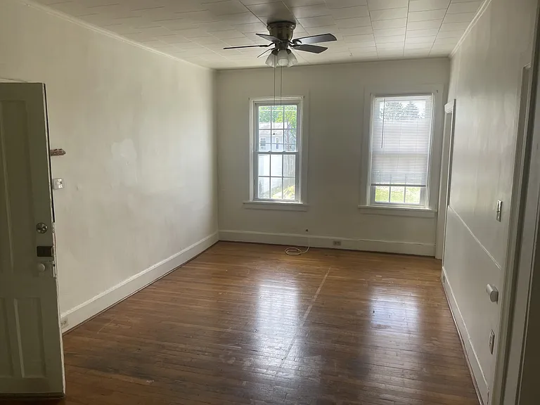87 Park Ave #2 — Photo 2