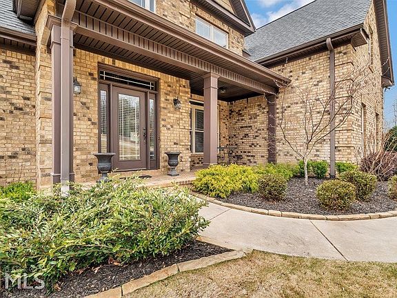 4th image of 359 Woodmont Dr