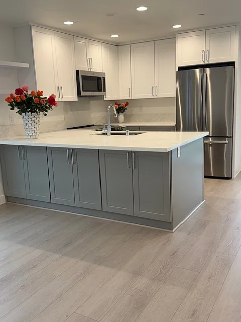 2 bed, 850 sqft, $2,595 — Photo 3