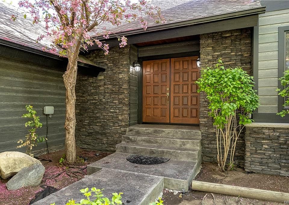 1st image of 270 Meadow Cir N