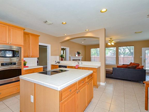 2nd image of 2202 Summer Bay Cir