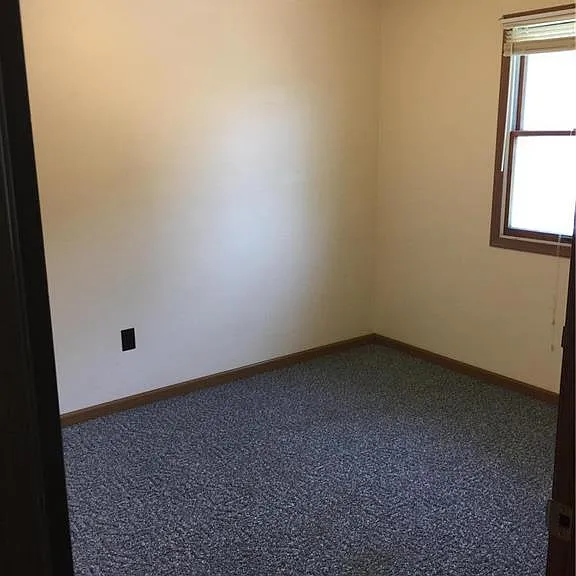 1322 Virginia Ave — Photo 4
