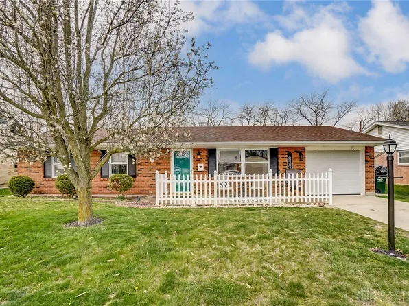 839 Graceland Dr, Dayton, OH 45449