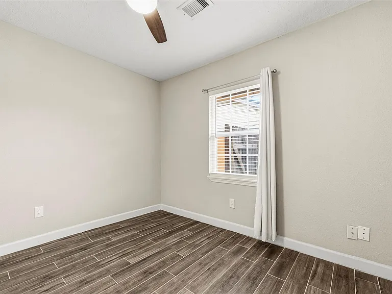 4513 W 43rd St — Photo 14