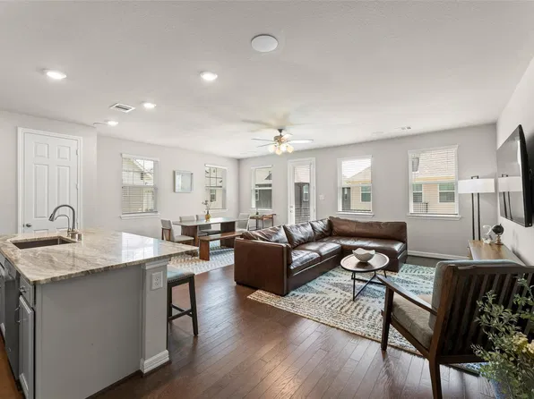 9420 Caddo Ridge Ln, Cypress, TX 77433