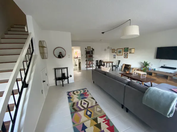 2004 Sandberg Dr, Austin, TX