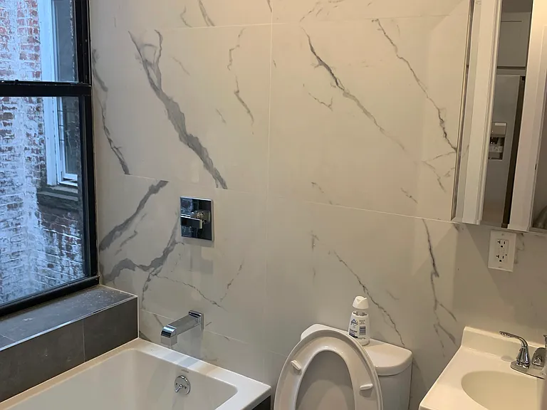 459 Shepherd Ave #2 — Photo 7