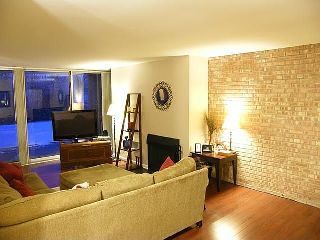 1st image of 6020 Oakwood Dr APT 1K