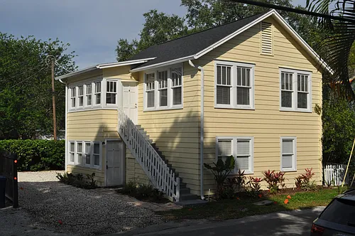 1305 S Albany Ave #B Photo 1