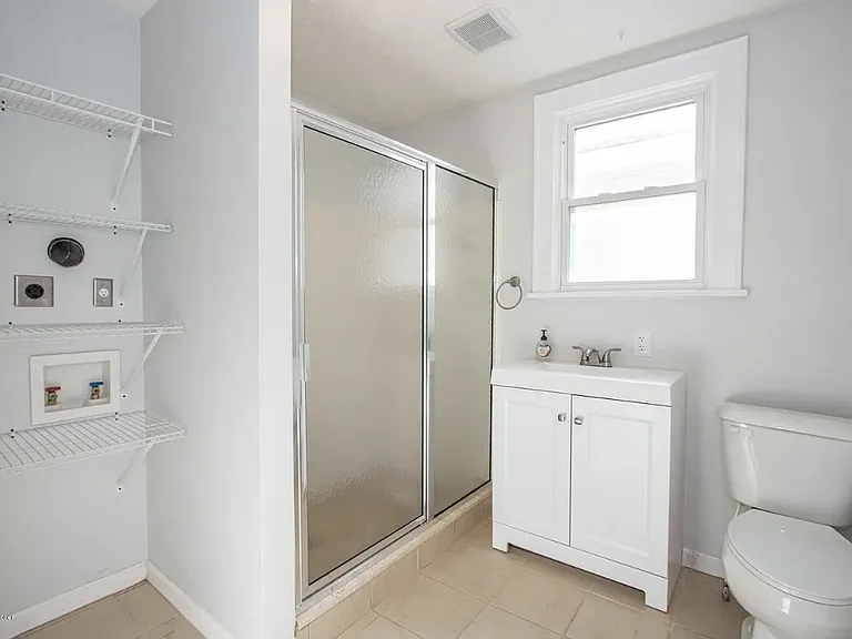 603 E Barbee Ave — Photo 6