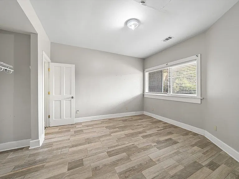 196 N McNeil St — Photo 22