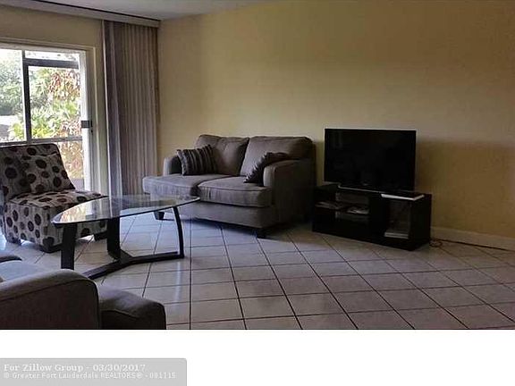 4th image of 8220 SW 24th St APT 4105