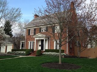 1824 Roxbury Rd, Columbus, OH 43212