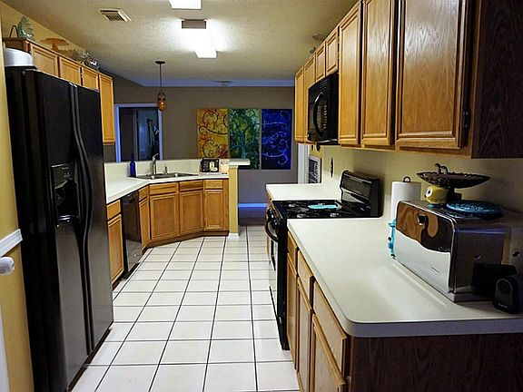 2nd image of 4911 Pleasant Plains Dr