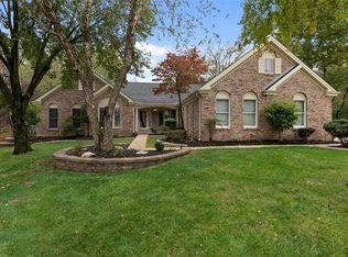 714 Boroughwood Cir, Ballwin, MO