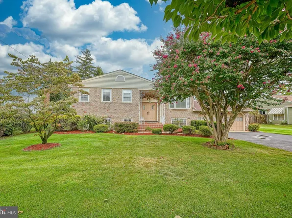 3008 Chapel Ave W, Cherry Hill, NJ 08002