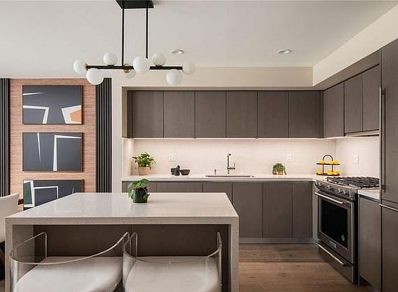 4th image of 380 Cordova St #214