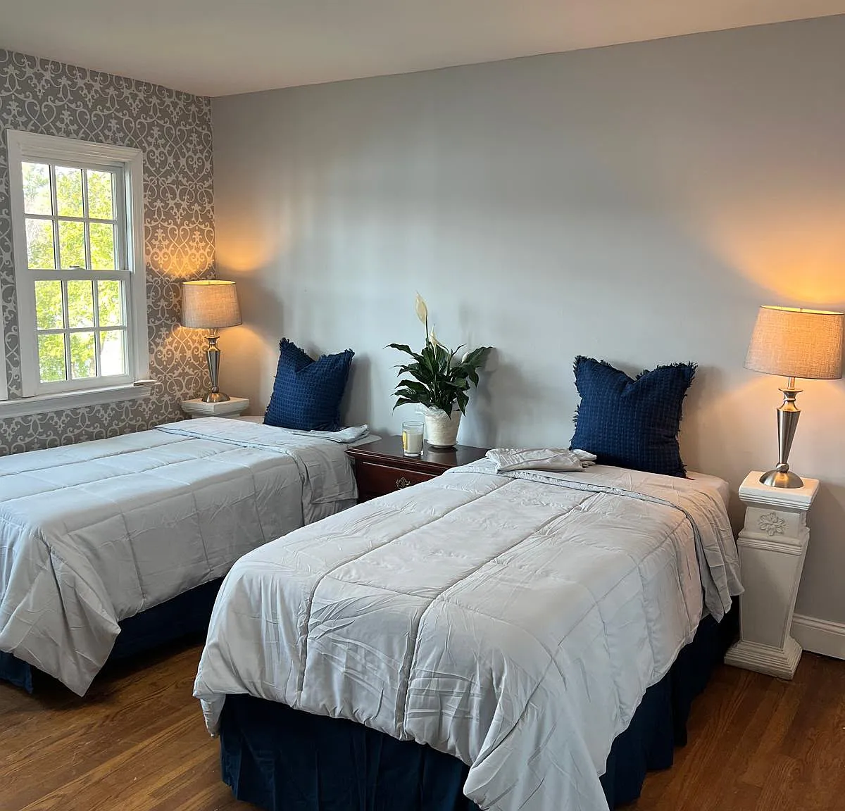 3 bed, 1.5 bath, 1552 sqft, $1,100 — Photo 3