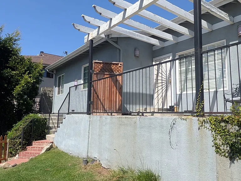 2024 Navy St — Photo 46