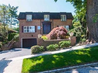 316 Arleigh Rd, Douglaston, NY 11363