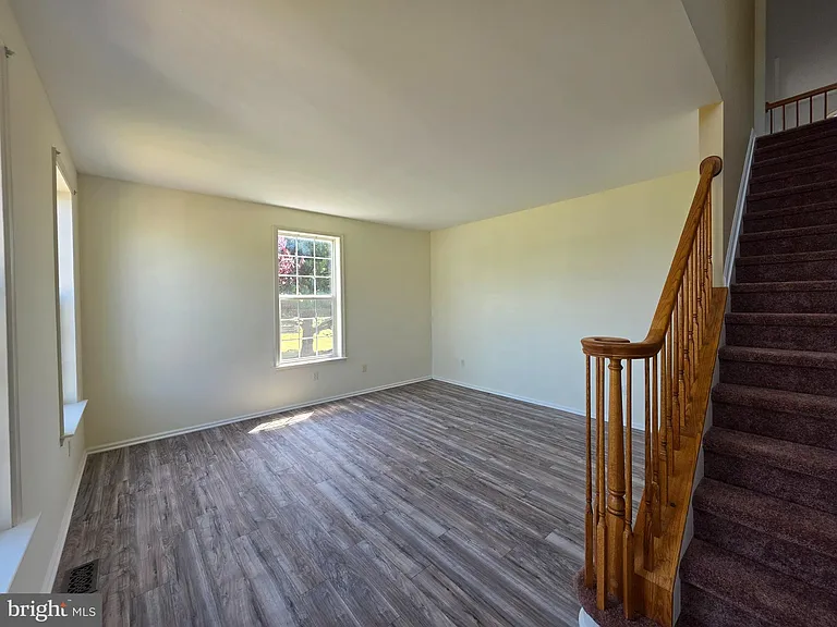 109 Masters Ln — Photo 15