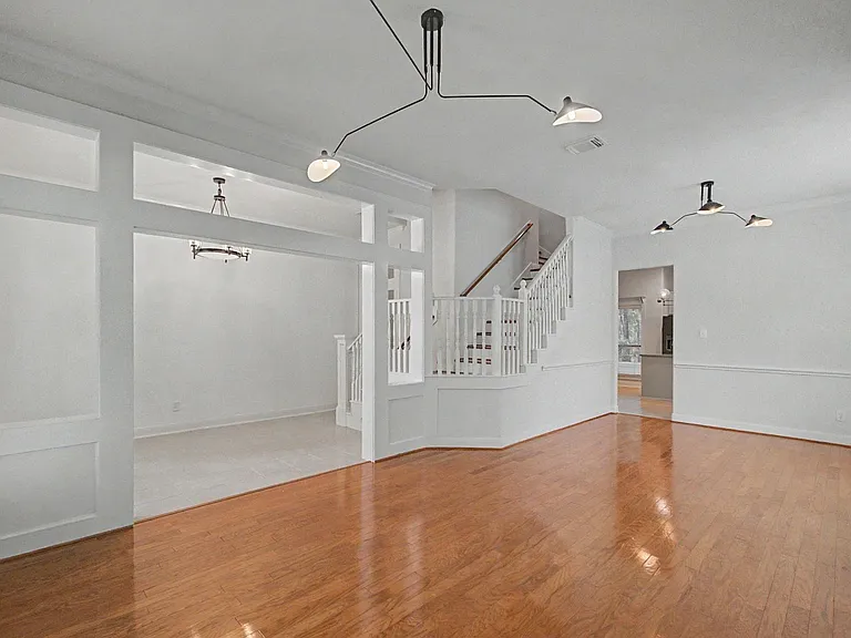 158 Lattice Gate St — Photo 12