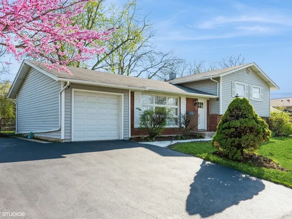 3213 Halsey Dr, Woodridge, IL 60517