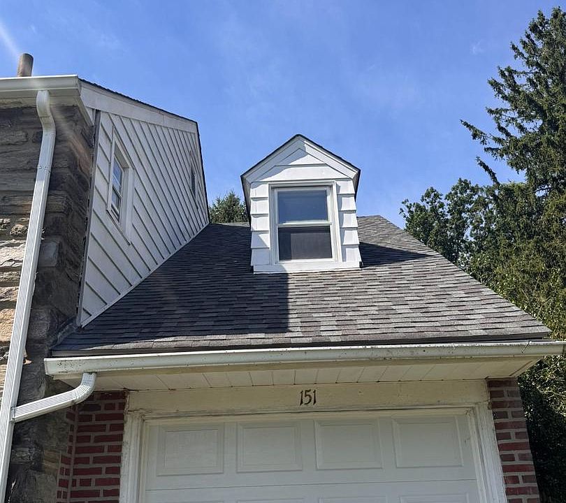 4th image of 151 Bryn Mawr Ave