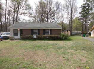 420 Milburn Ct, Charlotte, NC 28214