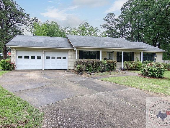 2nd image of 212 Melrose Dr