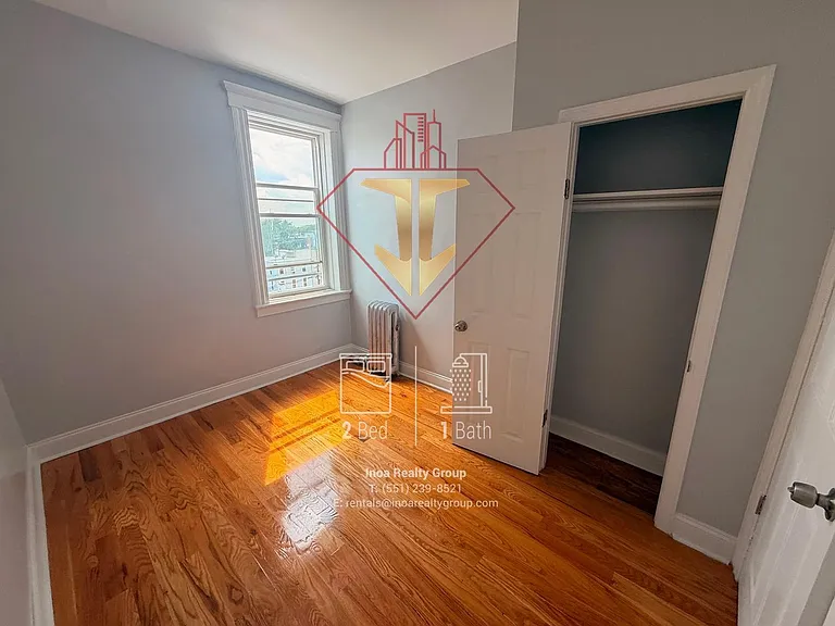 311 6th St #8E — Photo 4