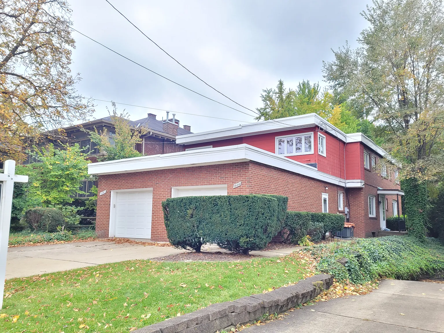 1448 Shady Ave photo 1