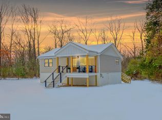 20469 Broad Run Dr, Sterling, VA 20165