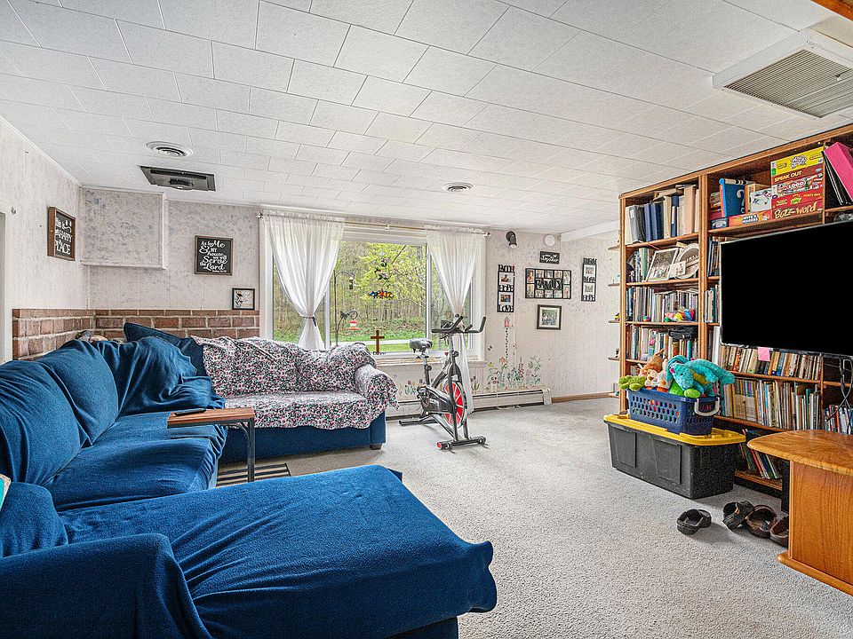 8713 Deans Hill Rd, Berrien Center, MI 49102 Zillow