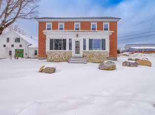 3 Main St, China, ME 04358