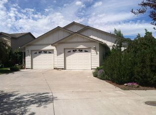 1281 NE Dawson Dr, Bend, OR 97701