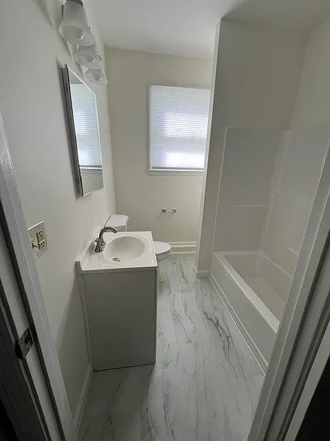 Studio, $1,150 — Photo 4