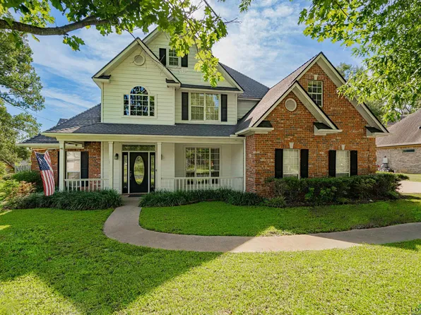 5107 Whitaker Cir, Longview, TX 75605