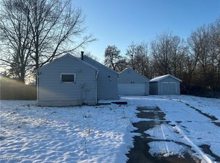 2025 Scott Ct, Elyria, OH 44035