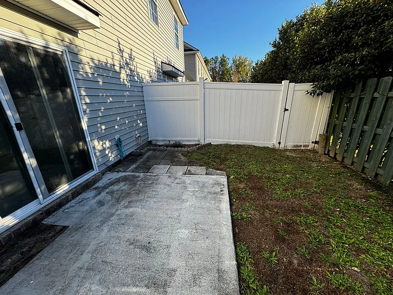 75 Walker Ct — Photo 27