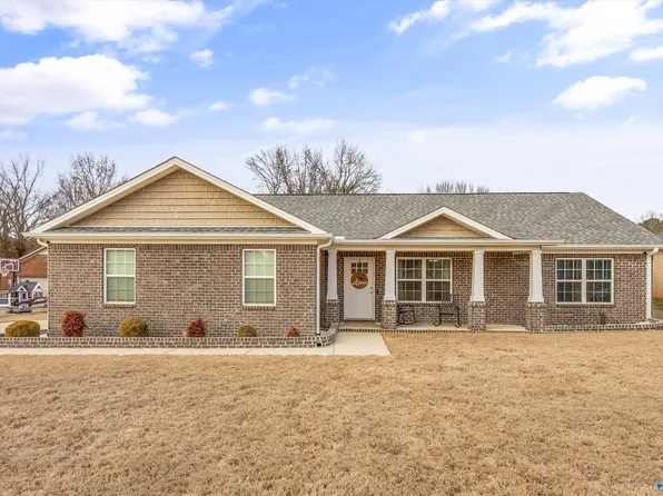 27337 Seven Pines Ln, Harvest, AL 35749