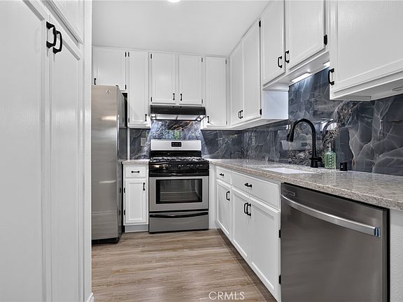 3rd image of 6491 Twin Circle Ln Unit 5