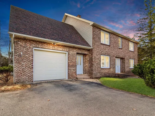 14 Eagle Dr, Colchester, NS B6L 2C5