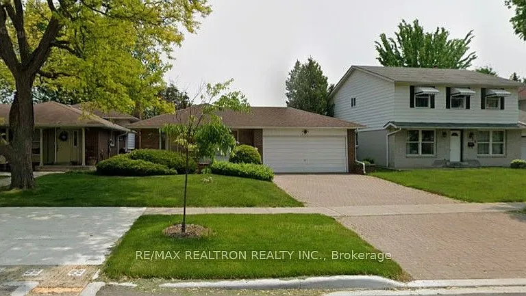 831 Huntingwood Dr — Photo 1