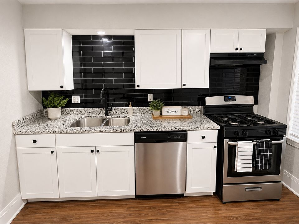 1st image of 115 Park Ave #2N