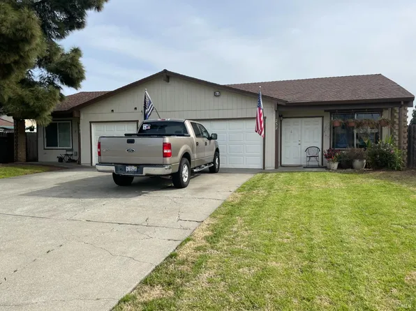 230 Bel Air Drive, Vacaville, CA 95687